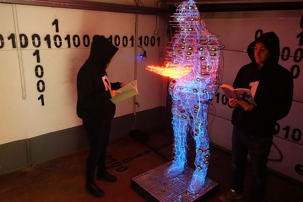 Steve Tanza , Stanza