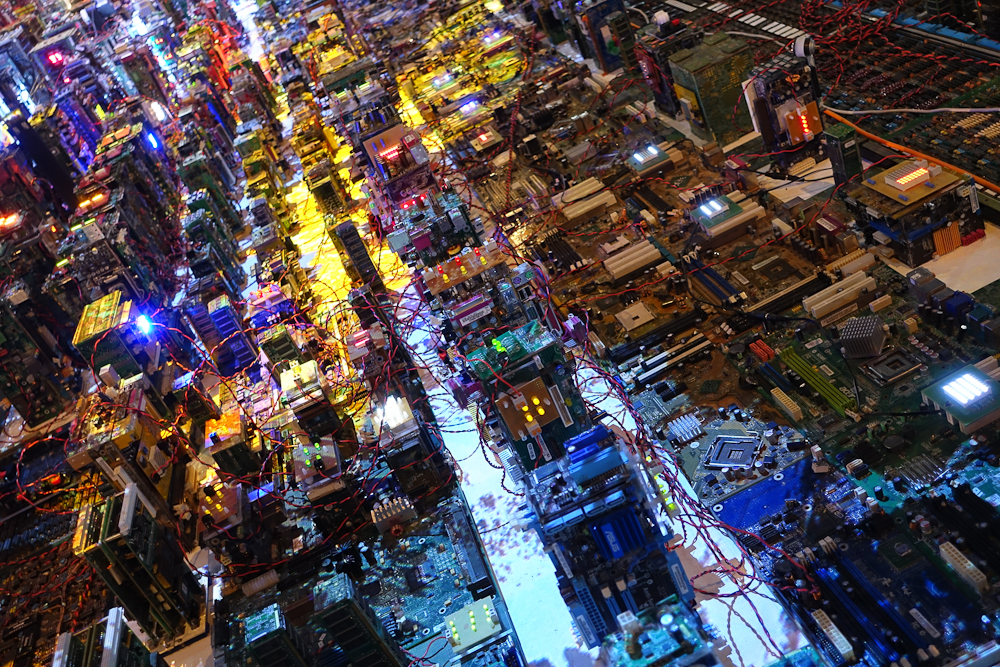 THE EMERGENT CITY. By Stanza. Steve Tanza